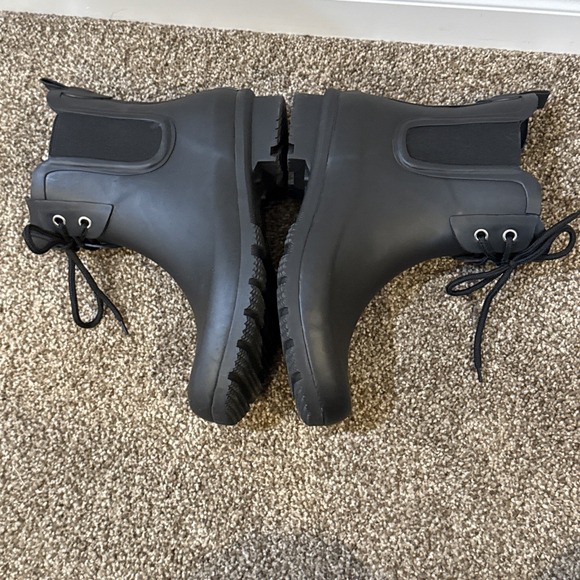 Roma Women's Chelsea Lace Up Rain Boots Size 8 Us, 39 EU, Classic Style, EUC - Picture 7 of 11